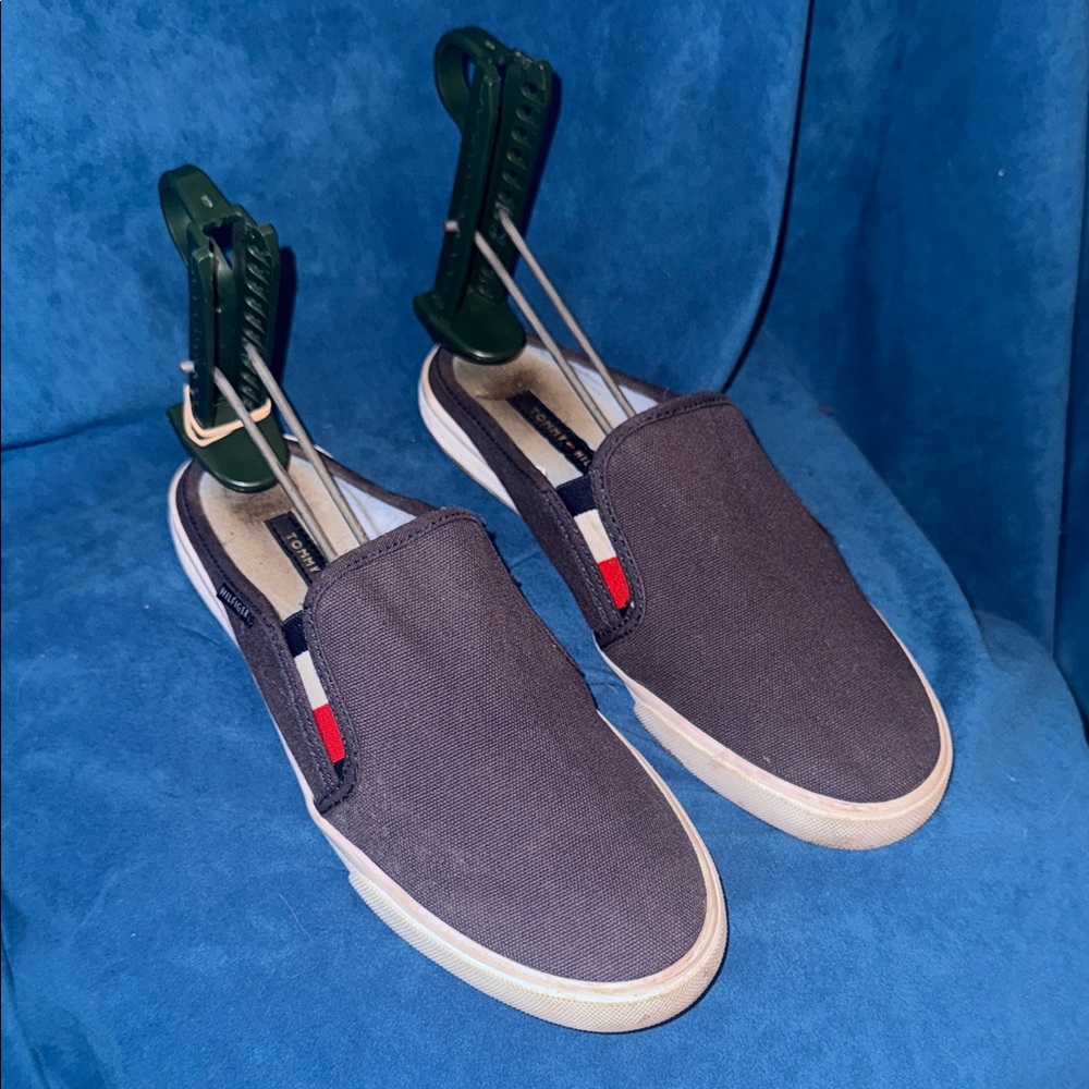 Tommy Hilfiger size 7 Slip-On Canvas Shoes - navy blue